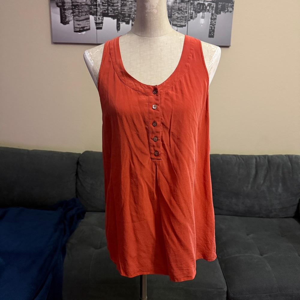 🏷️ 3 for $10 - Red Orange Button Tank Top